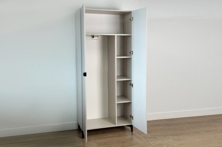 Шкаф двухдверный Рич кашемир/фрапучино матовый/черный